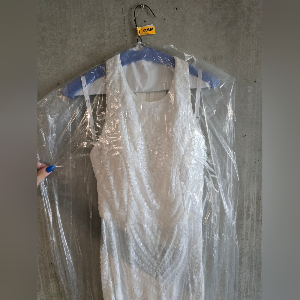DB studio wedding dress size 4 - Picture 8 of 8